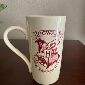 Collectable, Harry Potter Ceramic Mug Featuring The Hogwarts School Crest
